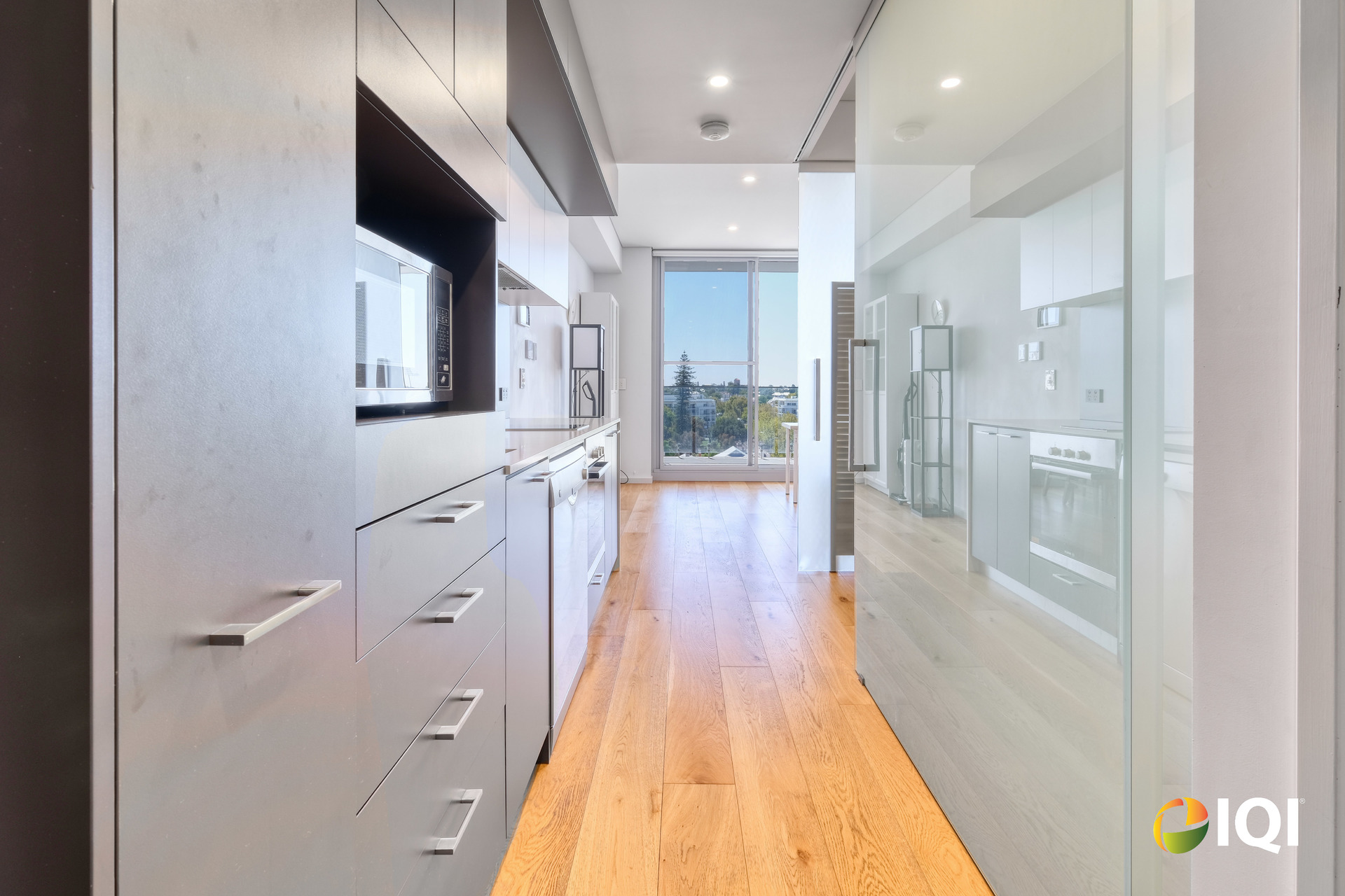 Discover Premier Inner-City Living at Oracle
 image