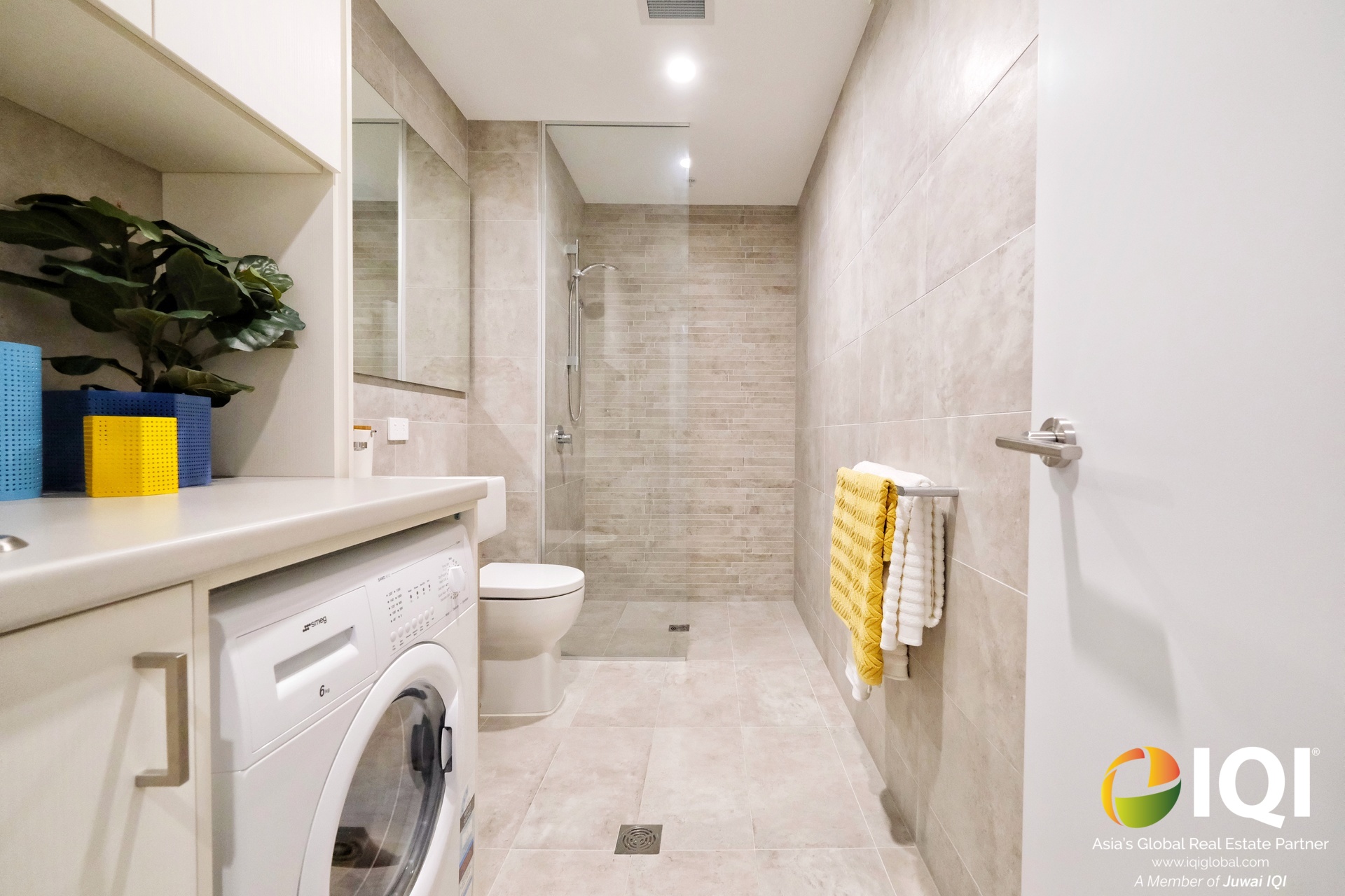 Luxury Living Awaits at NV 2918 Apartment image