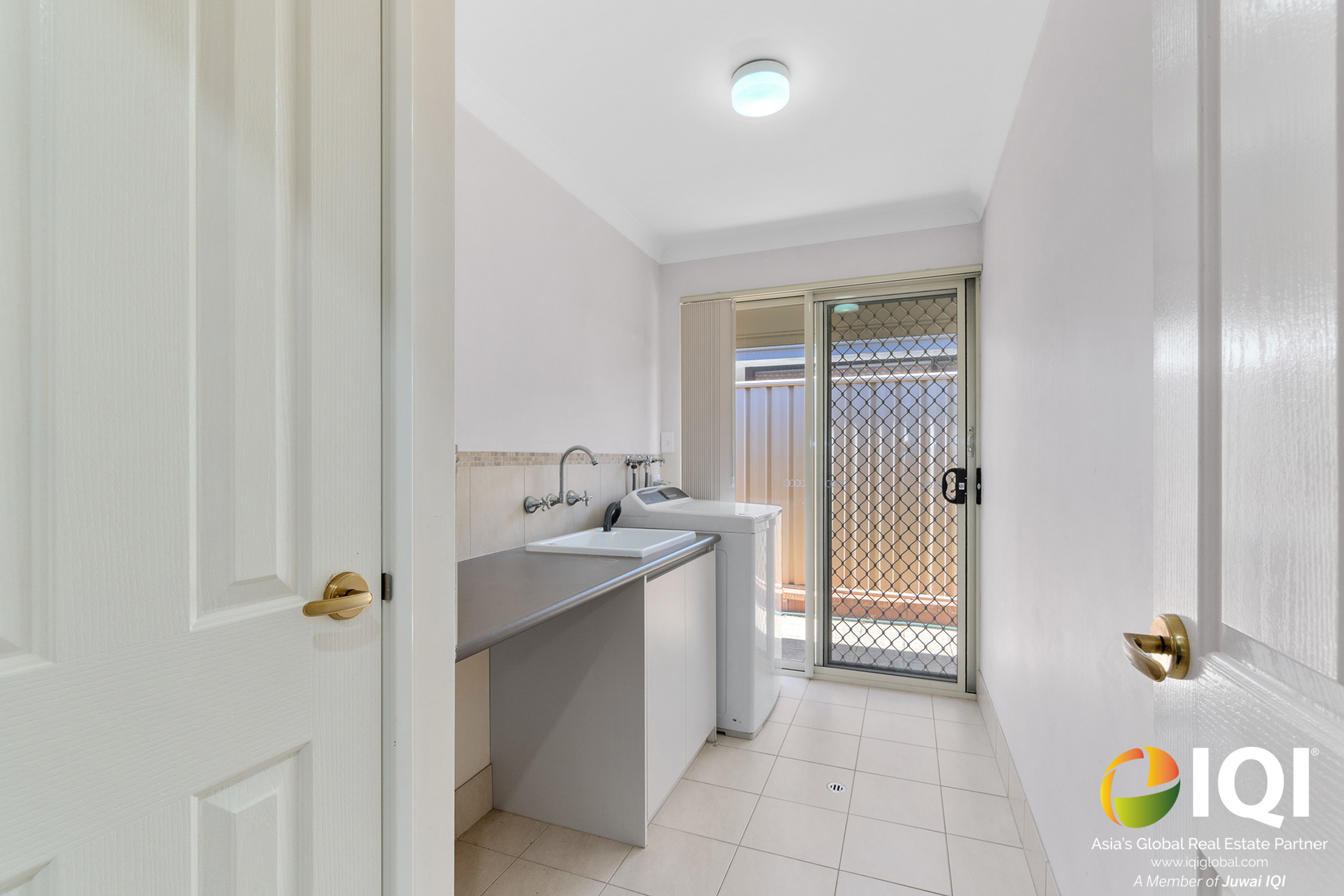 "✨ Luxurious Living in Darch !!! ✨  image