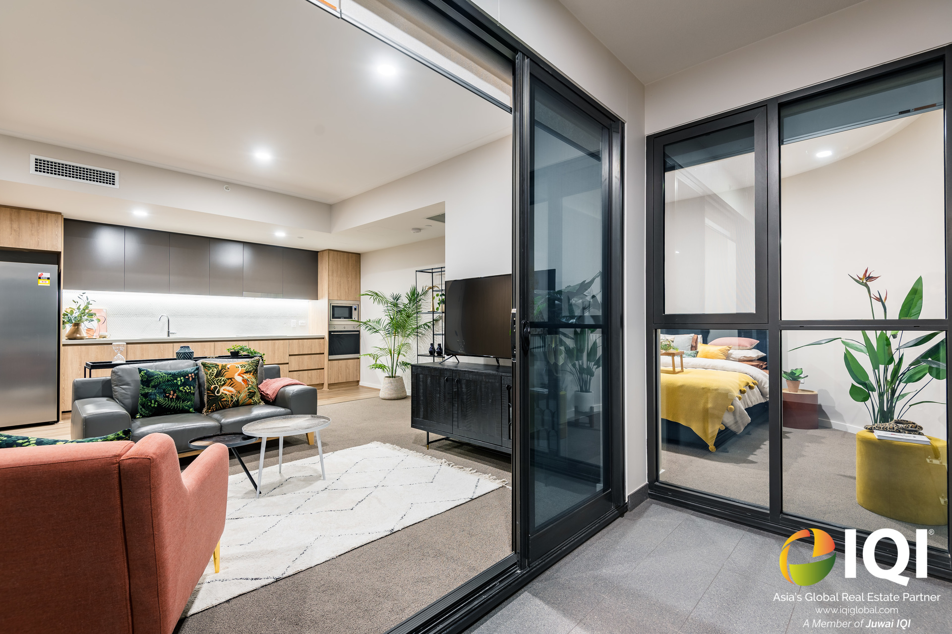 Living Luxuriously In Crest Burswood With A Sunset View! 

VIEW BY APPOINTMENT
- 27 APRIL  image