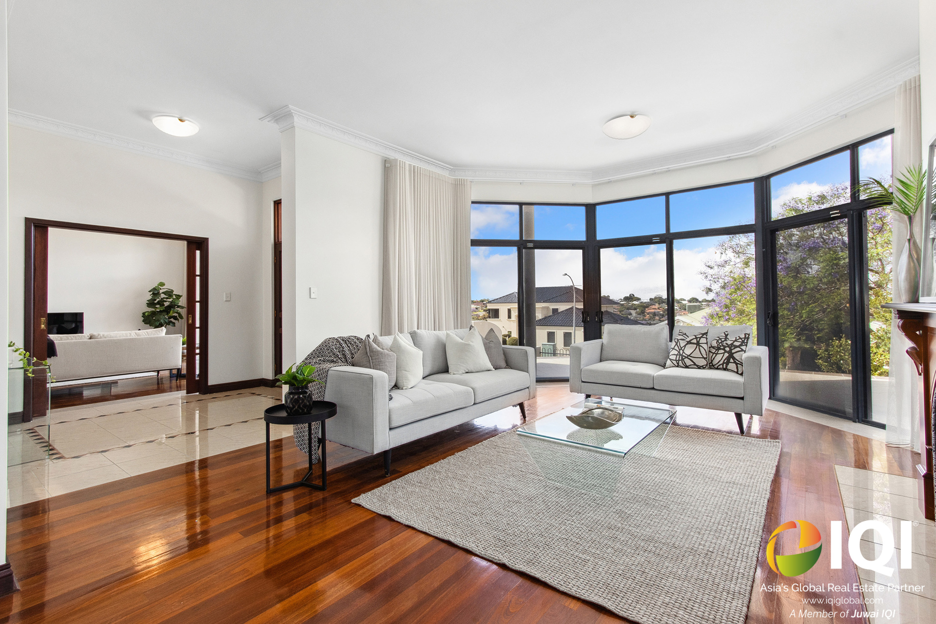 One-of-a-Kind Elevated Elegance: Spacious Family Home with Panoramic Views in Kardinya image