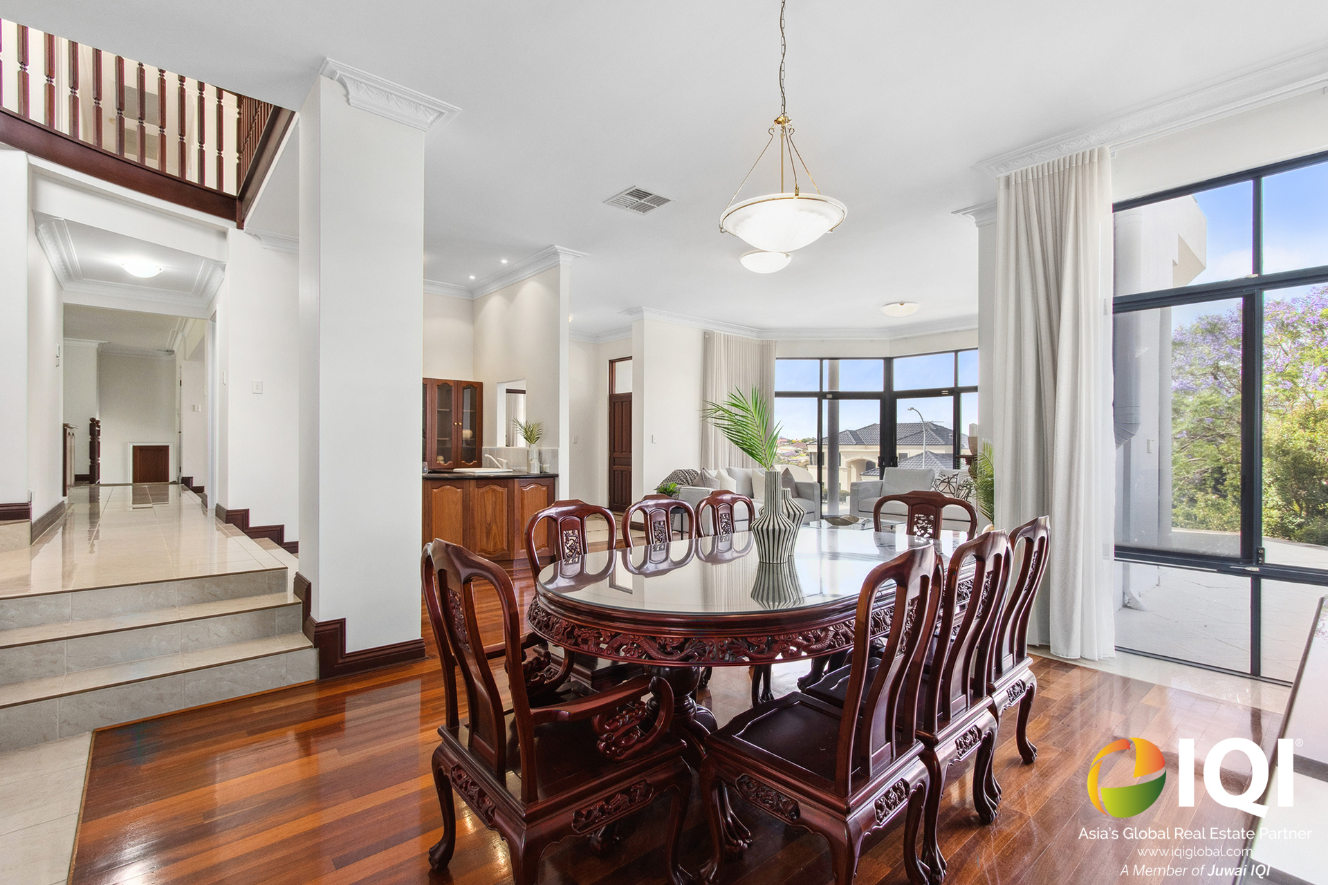 One-of-a-Kind Elevated Elegance: Spacious Family Home with Panoramic Views in Kardinya image