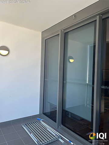 Inner-City Dream Apartment with NV 1807! image