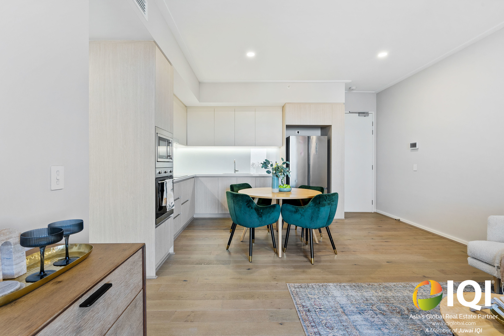 Sunrise Viewing From YOUR Apartment! 

VIEW BY APPOINTMENT
- 27 APRIL image