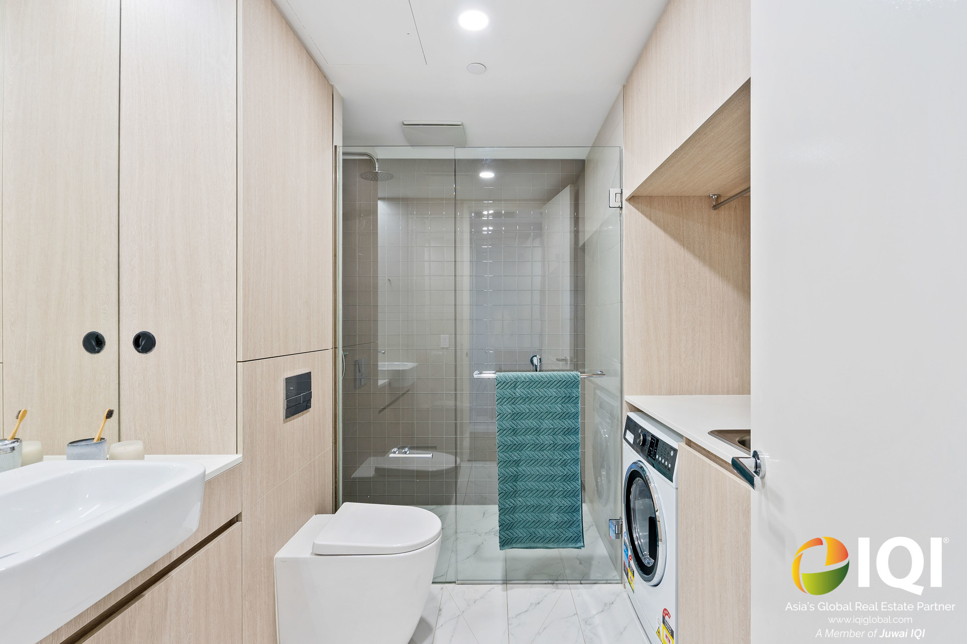 Sunrise Viewing From YOUR Apartment! 

VIEW BY APPOINTMENT
- 27 APRIL image