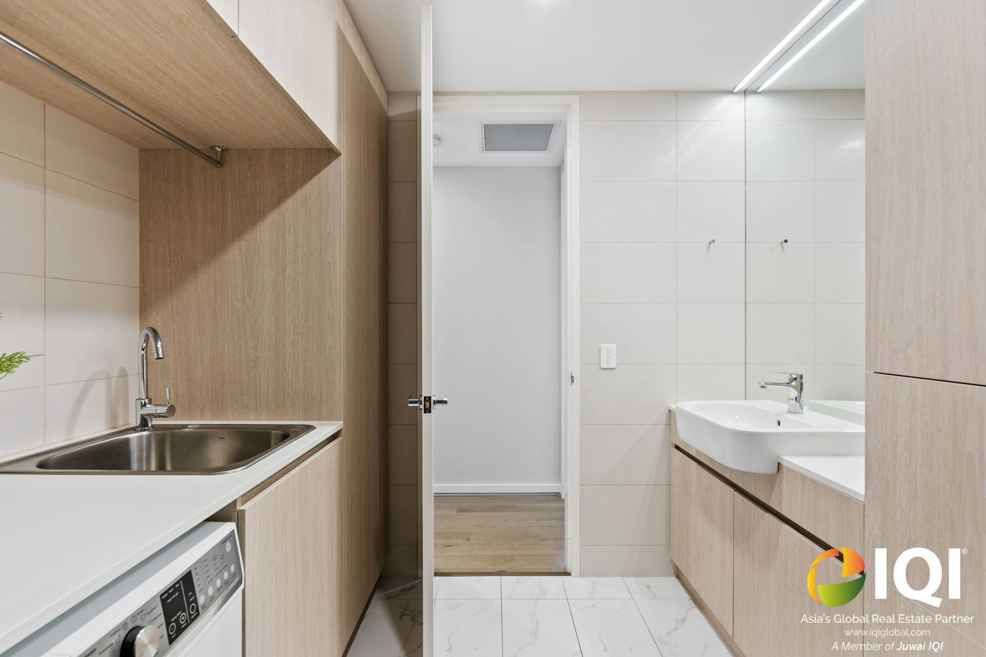 Sunrise Viewing From YOUR Apartment! 

VIEW BY APPOINTMENT
- 27 APRIL image