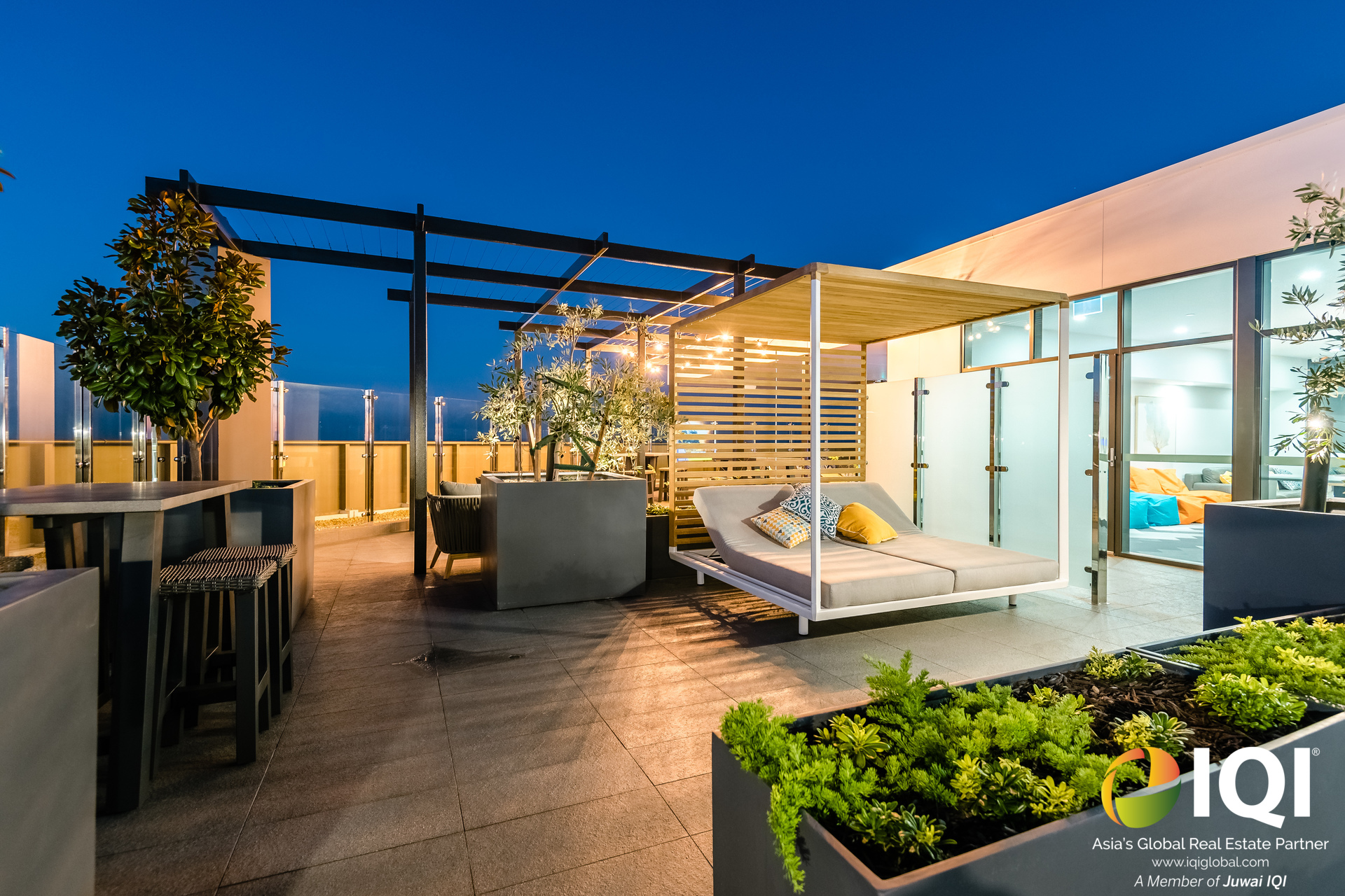 Sunrise Viewing From YOUR Apartment! 

VIEW BY APPOINTMENT
- 27 APRIL image