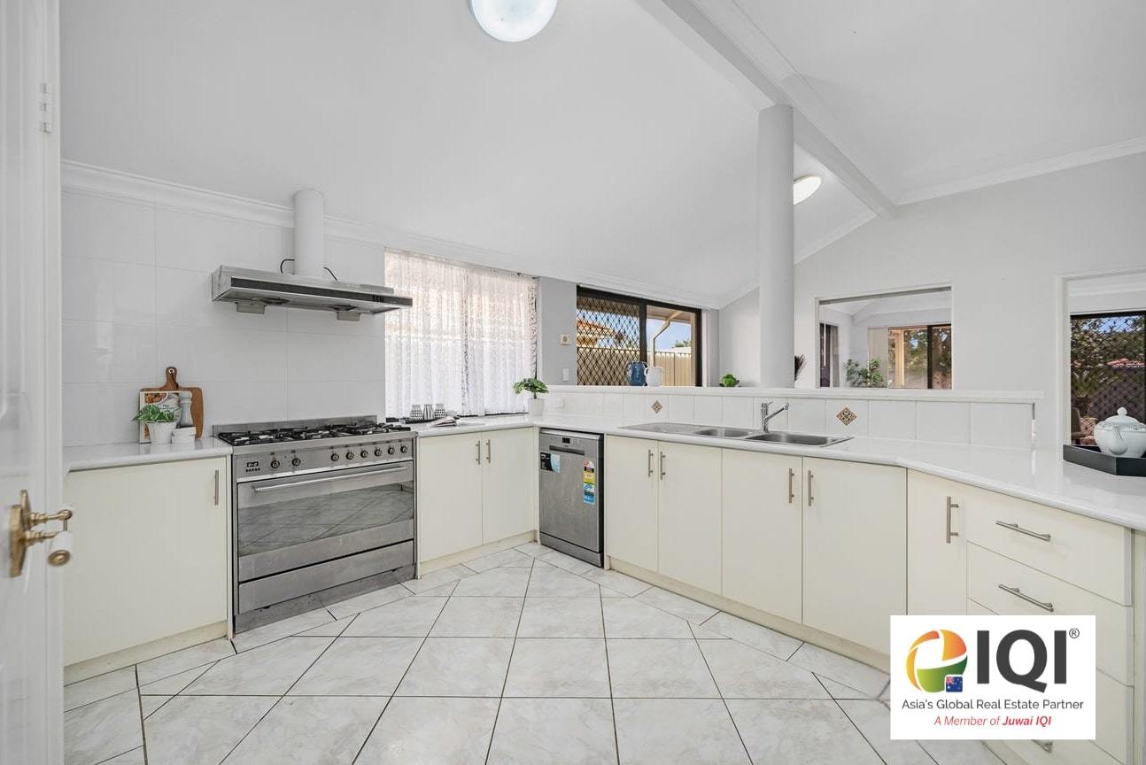 Spacious Family Retreat on a Prime Pearsall Block image