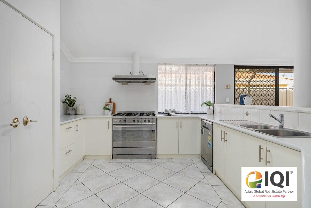 Spacious Family Retreat on a Prime Pearsall Block image