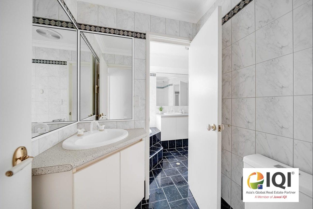 Spacious Family Retreat on a Prime Pearsall Block image