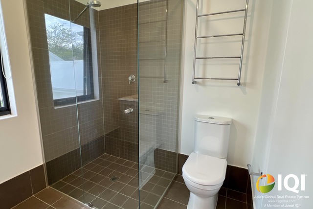 Sunlit & Spacious Family Home – View Before It's Tenanted! image