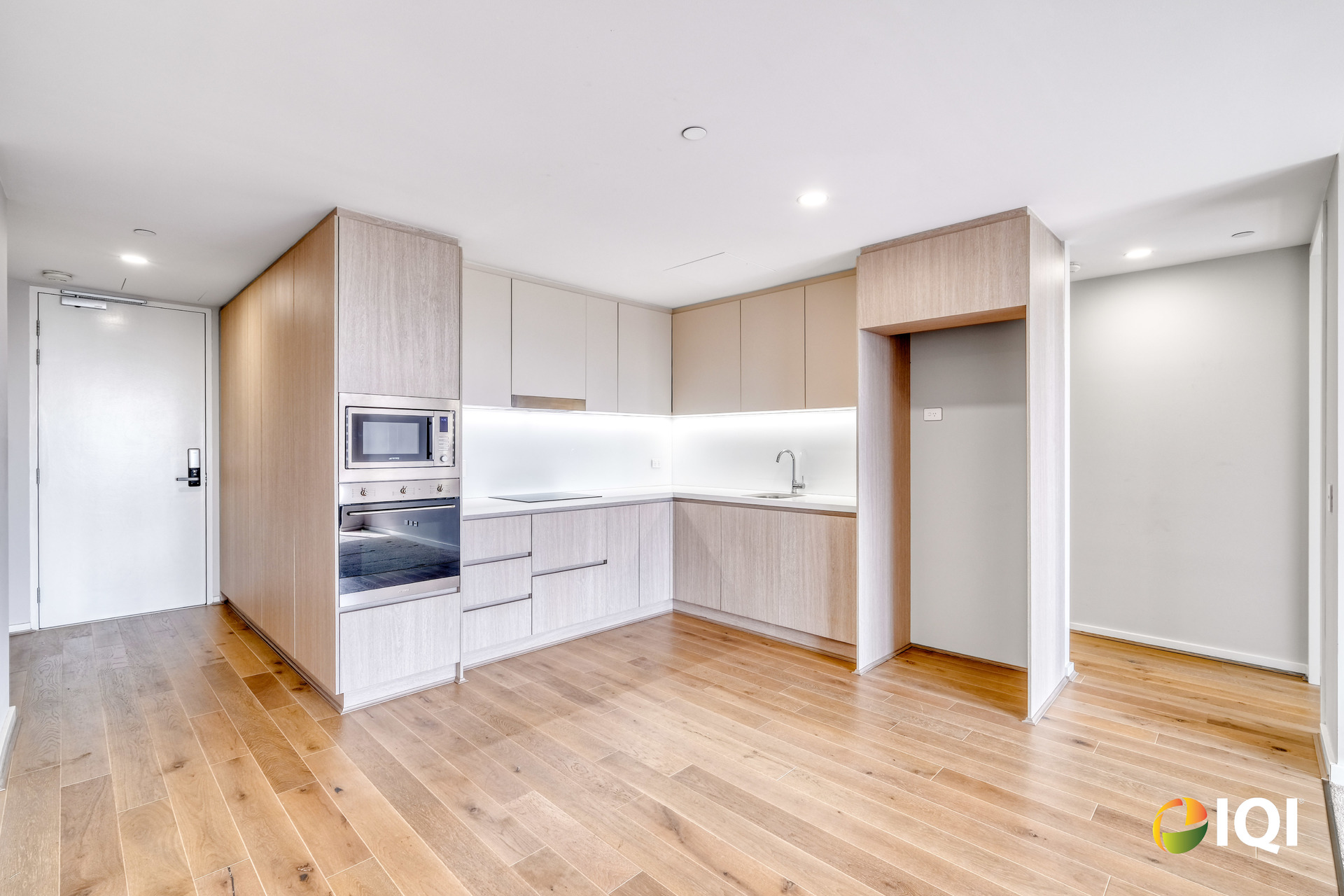 Bright & Stylish 1-Bedroom with Gorgeous Morning Sun Encapsulating Your Unit! image