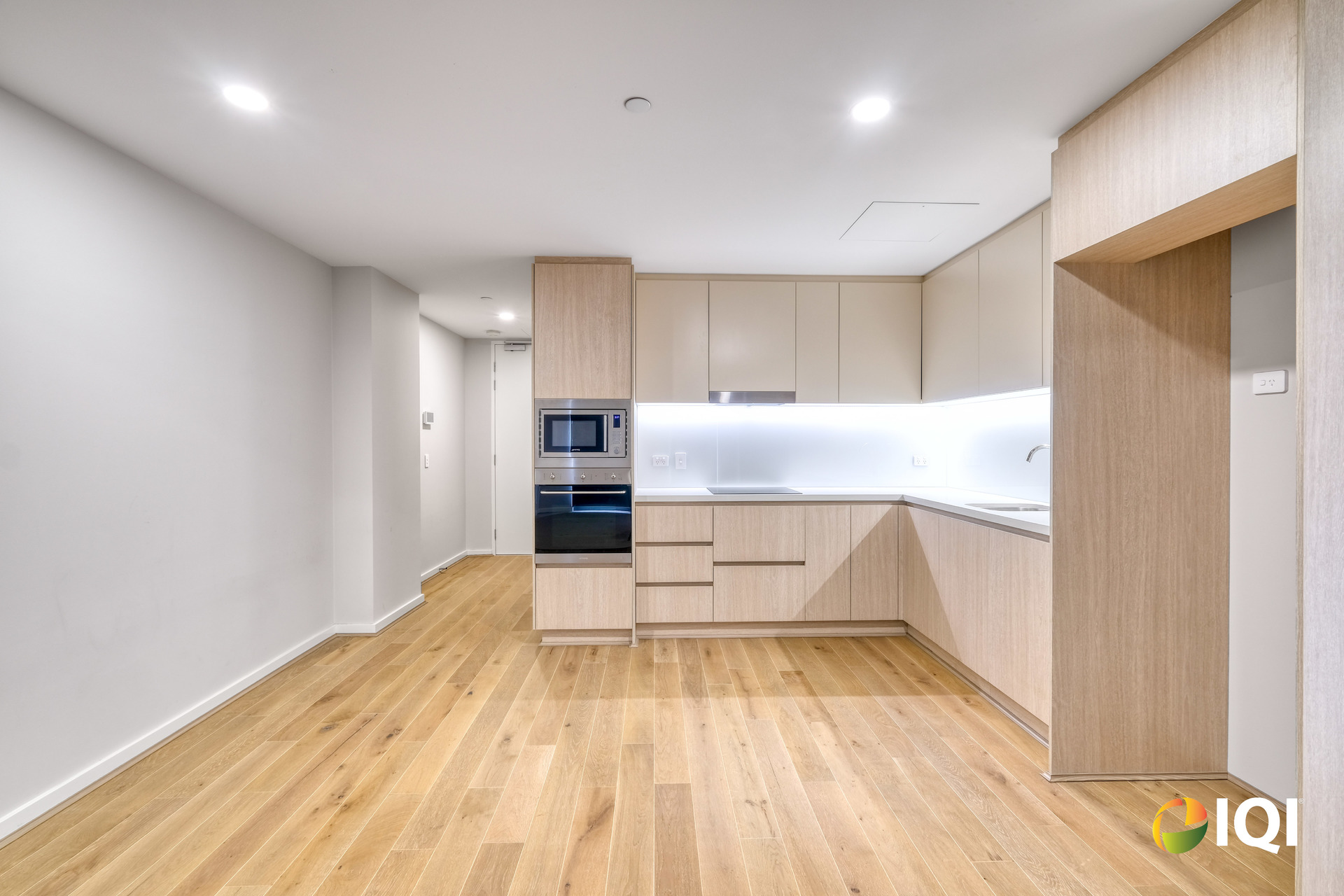 Bright & Stylish 1-Bedroom with Gorgeous Morning Sun Encapsulating Your Unit! image