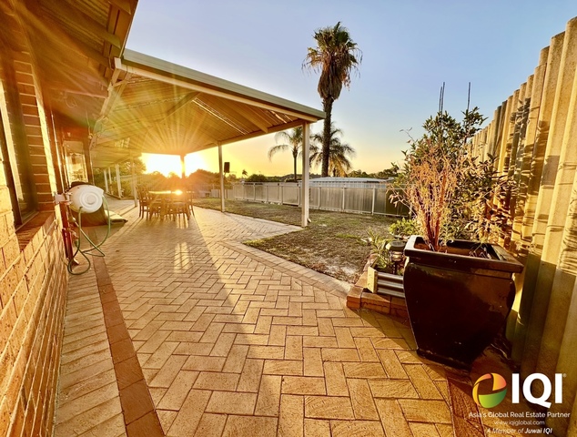 Exceptional Family Living on a Rare 1,011sqm Block – Willetton SHS Zone image