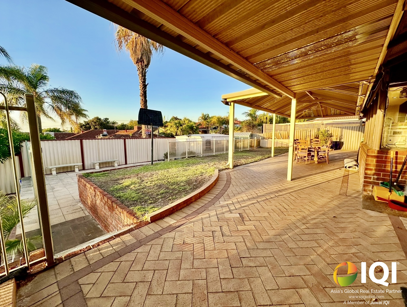 Exceptional Family Living on a Rare 1,011sqm Block – Willetton SHS Zone image