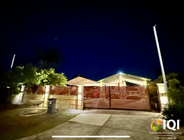 Exceptional Family Living on a Rare 1,011sqm Block – Willetton SHS Zone image